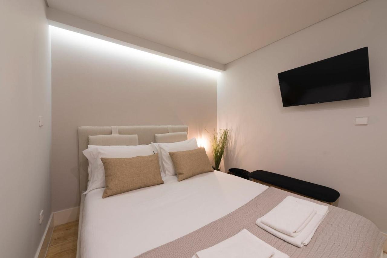 Lovelystay - Porto Peaceful Living W/ Backyard Luaran gambar