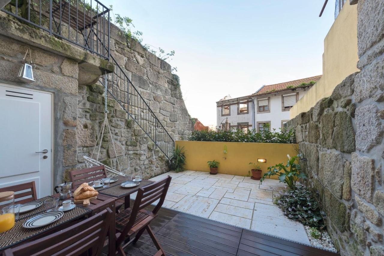 Lovelystay - Porto Peaceful Living W/ Backyard Luaran gambar